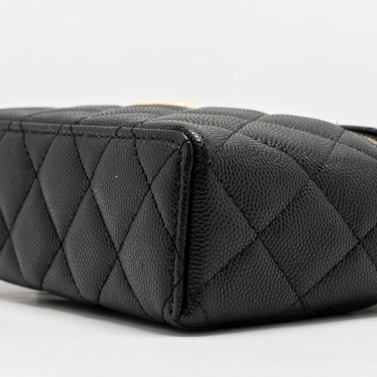 CHANEL TOP HANDLE VANITY BAG CAVIAR BLACK GHW (MICROCHIP)