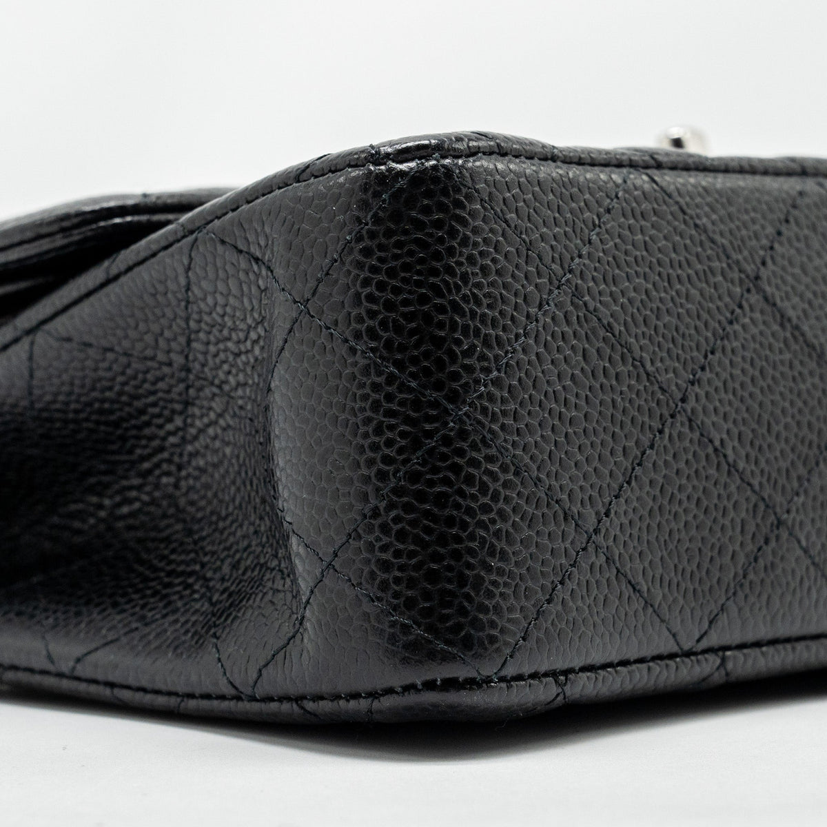 CHANEL SMALL CLASSIC DOUBLE FLAP BAG CAVIAR BLACK SHW (MICROCHIP)