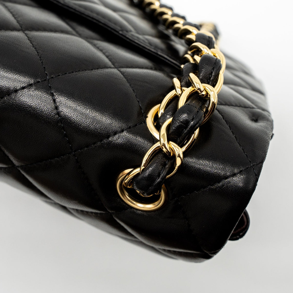 CHANEL MAXI CLASSIC SINGLE FLAP BAG LAMBSKIN BLACK GHW