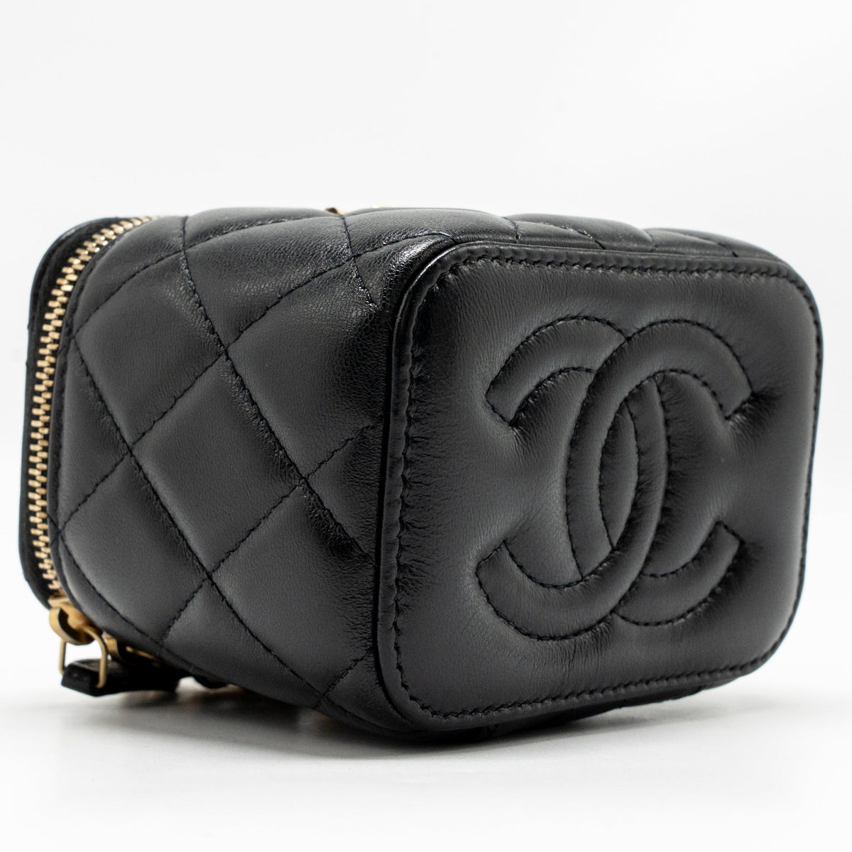Chanel detail cc logo mini vanity case with chain lambskin black GHW (microchip)