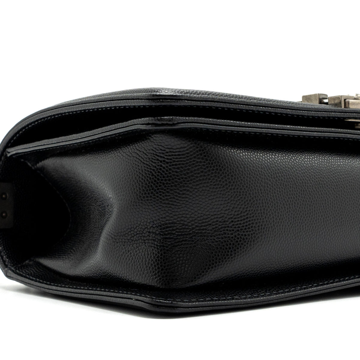 CHANEL MEDIUM BOY BAG CAVIAR BLACK RUTHENIUM SILVER HARDWARE(MICROCHIP)