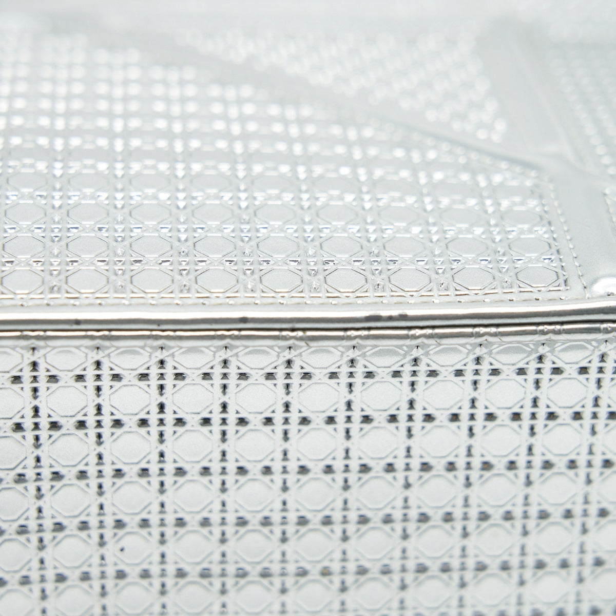 DIOR MEDIUM DIORMA METALLIC SILVER WITH SHW