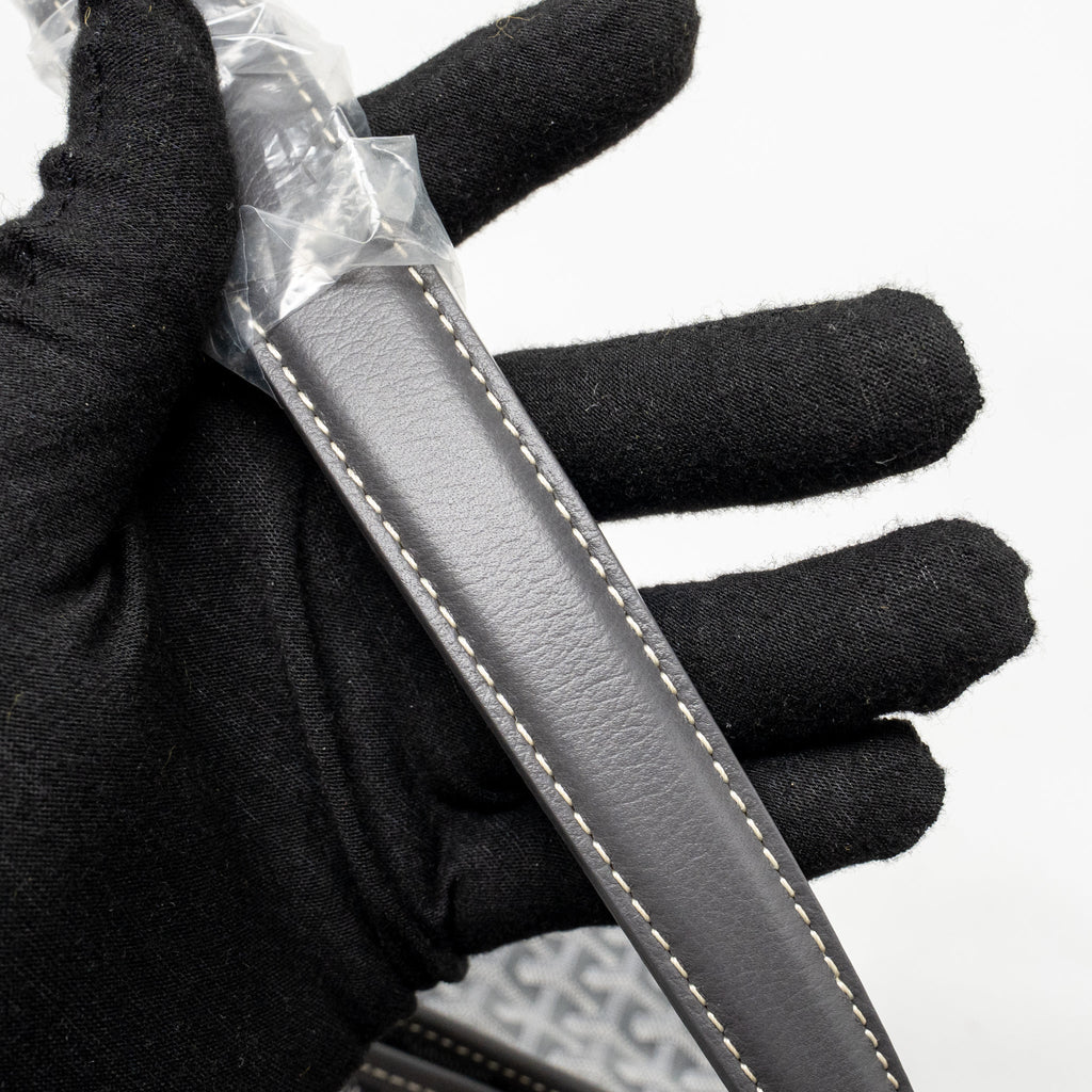 Goyard Hobo Boheme PM Goyard Lucky Clover Goyardine Canvas/Chevroches Calfskin Grey/Light Pink SHW