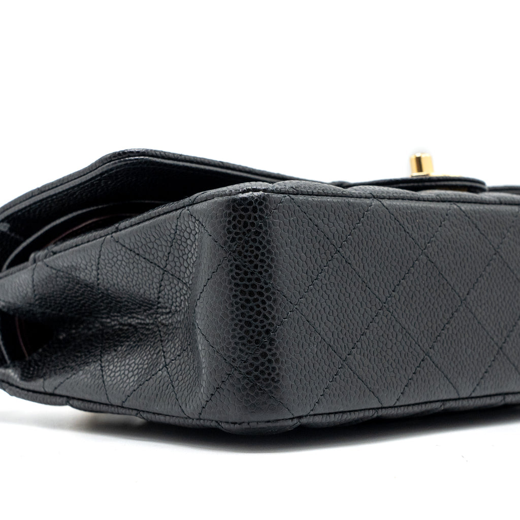 CHANEL MEDIUM CLASSIC DOUBLE FLAP BAG CAVIAR BLACK GHW (MICROCHIP)