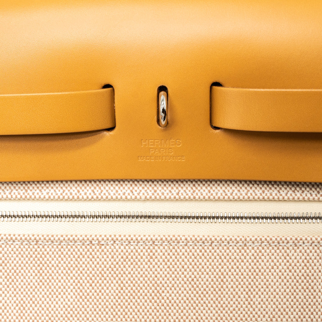 HERMES HERBAG ZIP 31 TOILE EN RELIEF CANVAS/LEATHER BRIDES SABLE/ECRU BEIGE/NAT SABLE SHW