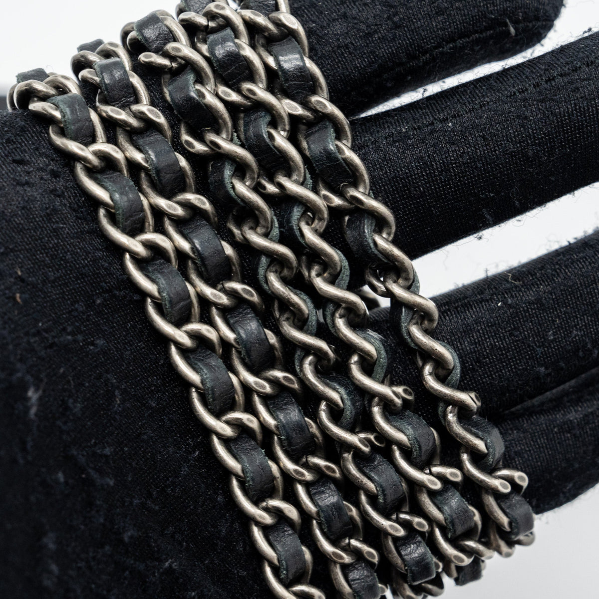 CHANEL 2.55 WALLET ON CHAIN AGED CALFSKIN BLACK RUTHENIUM SHW