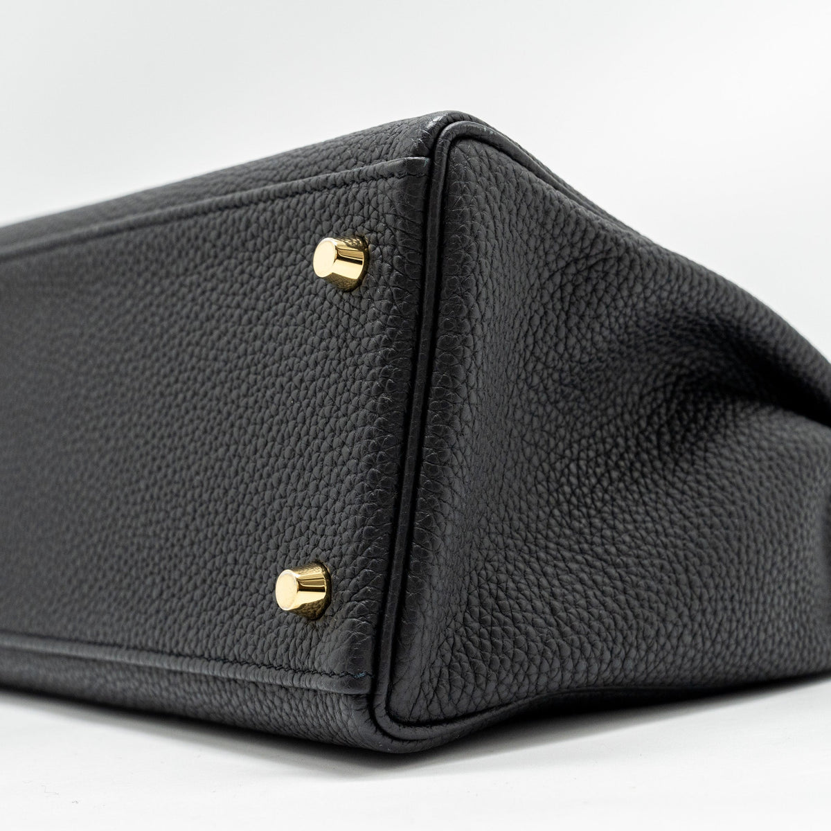 Hermes Kelly 32 Togo Black GHW
