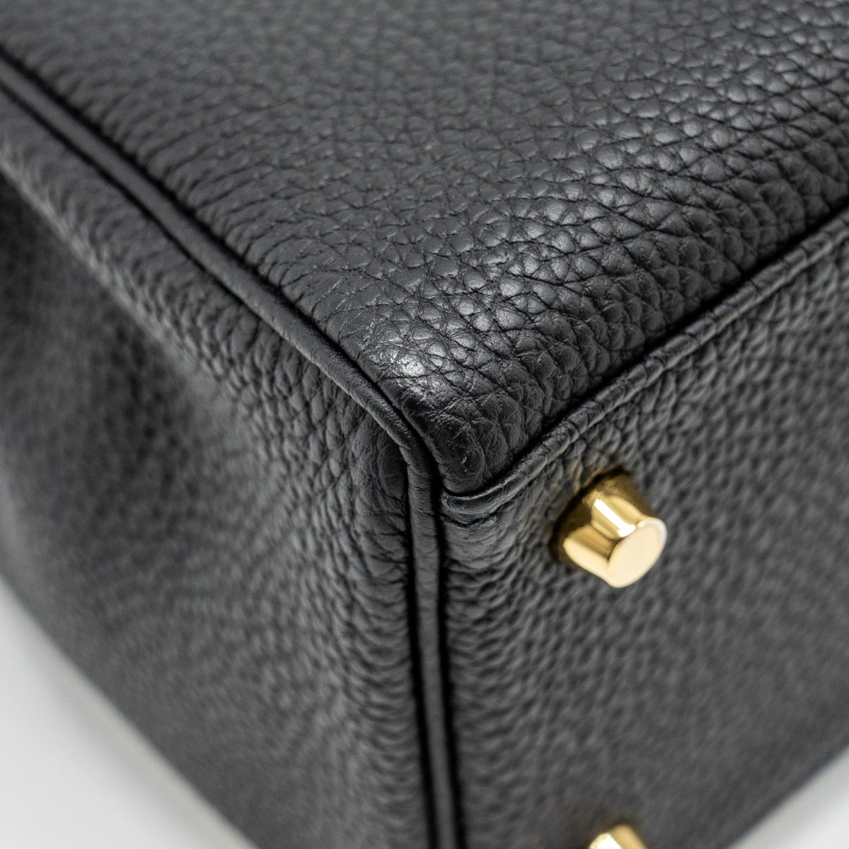 Hermes Kelly 32 Togo Black GHW