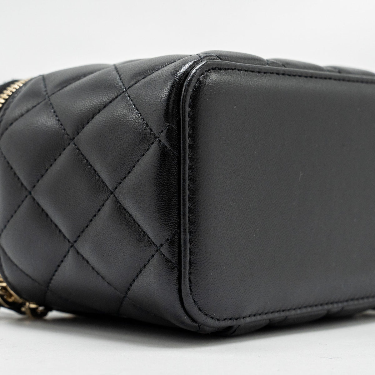 CHANEL TOP HANDLE LONG VANITY CASE LAMBSKIN BLACK GHW