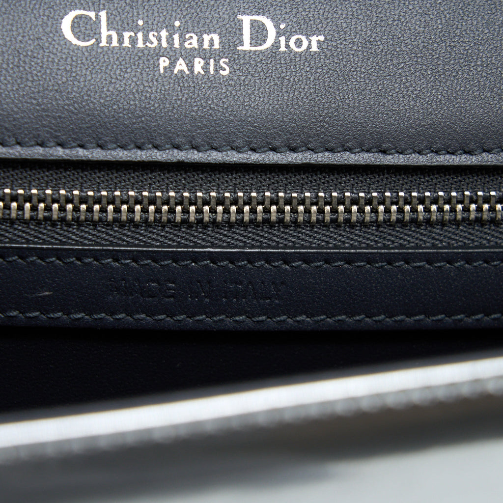 DIOR MEDIUM DIORMA BAG IN METALLIC SILVER SHW