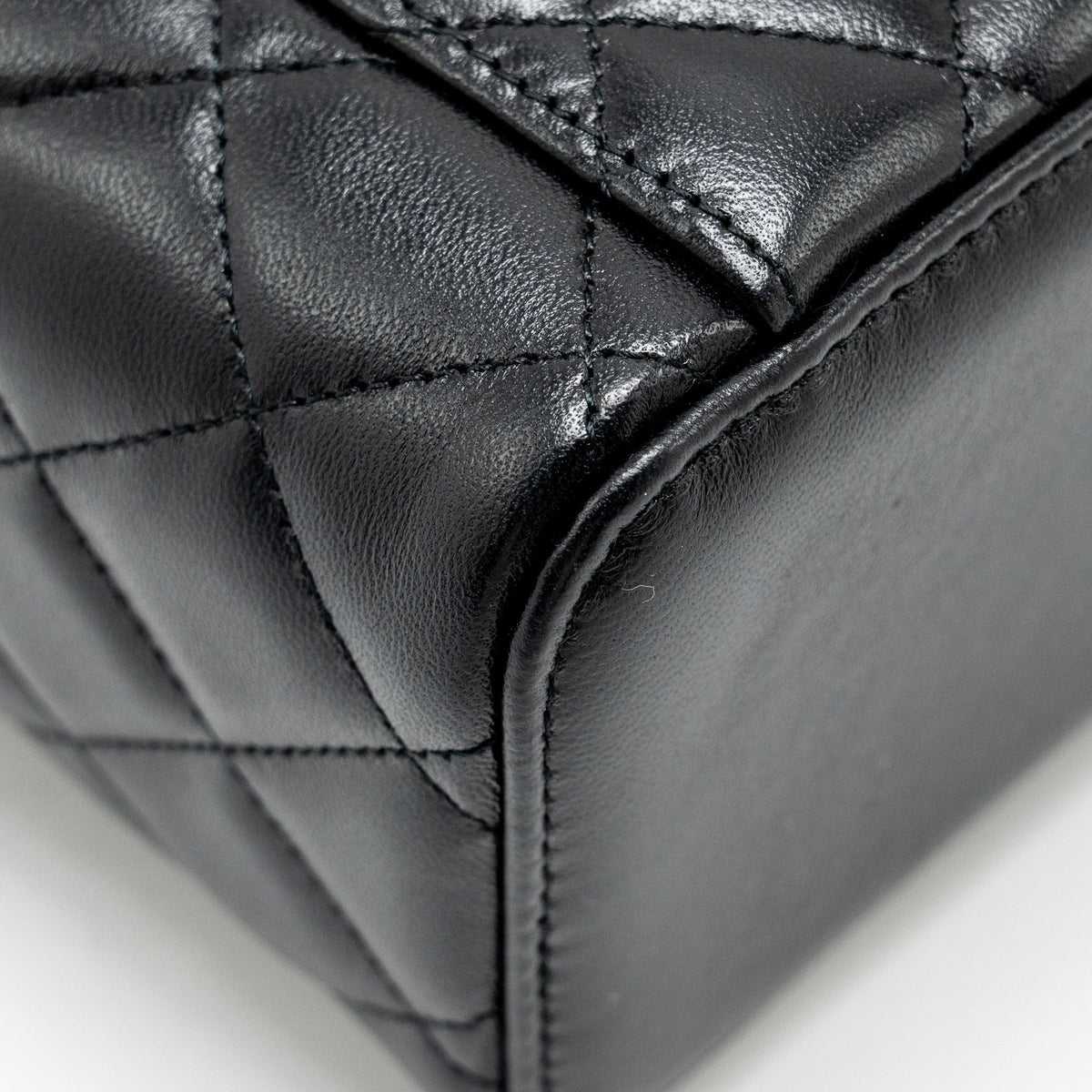 CHANEL TOP HANDLE LONG VANITY CASE LAMBSKIN BLACK GHW