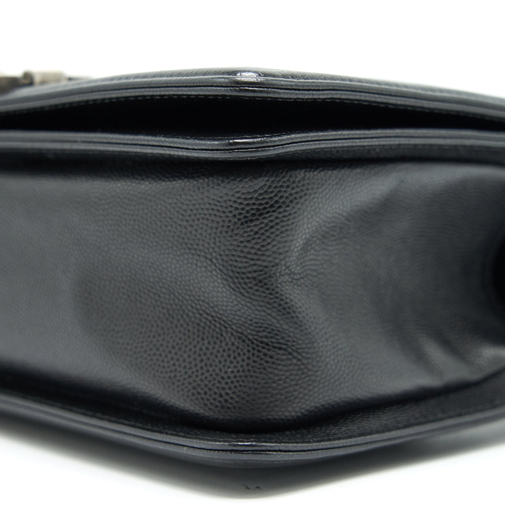 CHANEL MEDIUM BOY CHANEL HANDBAG CAVIAR BLACK SHW