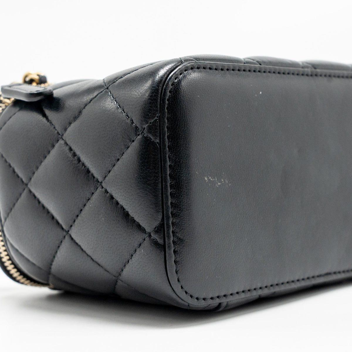 CHANEL PEARL CRUSH LONG VANITY WITH CHAIN LAMBSKIN BLACK GHW