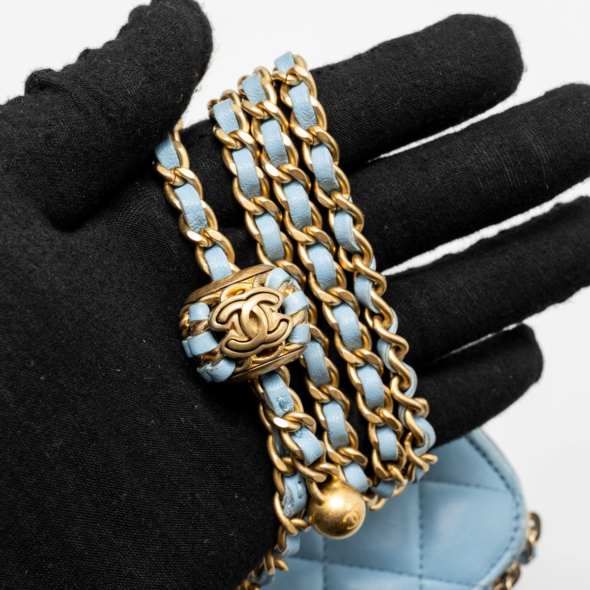 Chanel pearl crush mini vanity case with chain lambskin blue GHW