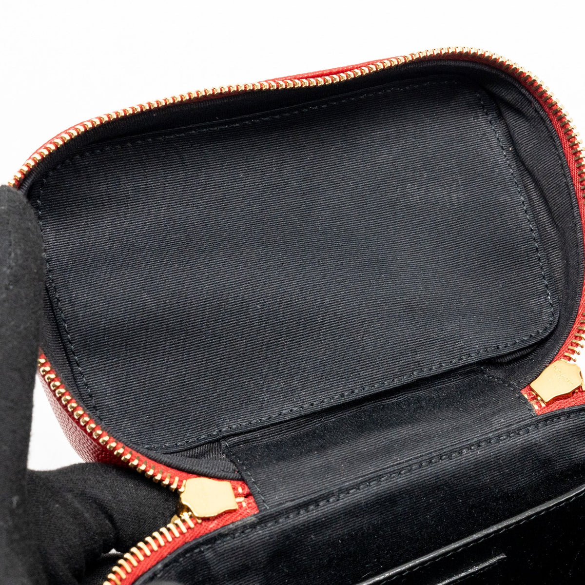 Saint laurent/YSL Paris 80’s quilted vanity crossbody bag calfskin red GHW