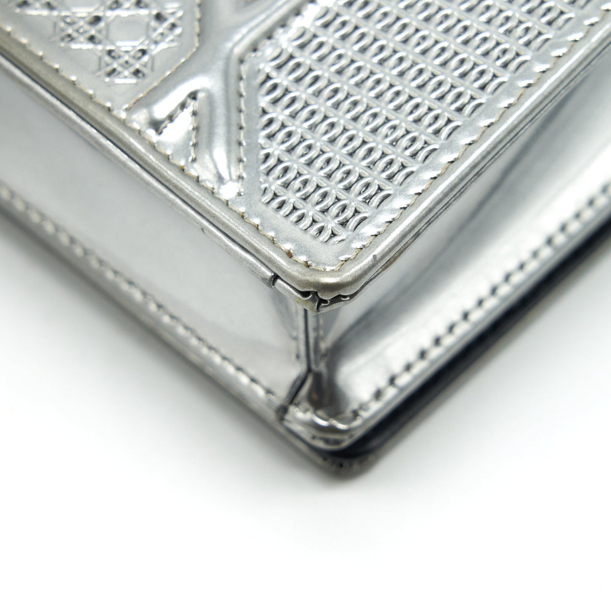 DIOR DIORAMA WALLET ON CHAIN METALLIC SILVER SHW