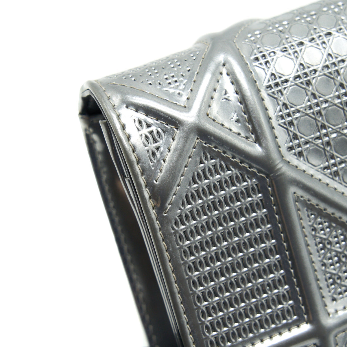 DIOR DIORAMA WALLET ON CHAIN METALLIC SILVER SHW
