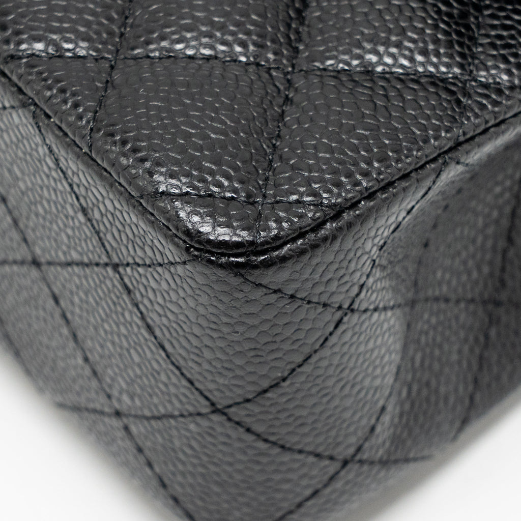 CHANEL SMALL CLASSIC DOUBLE FLAP BAG CAVIAR BLACK GHW (MICROCHIP)