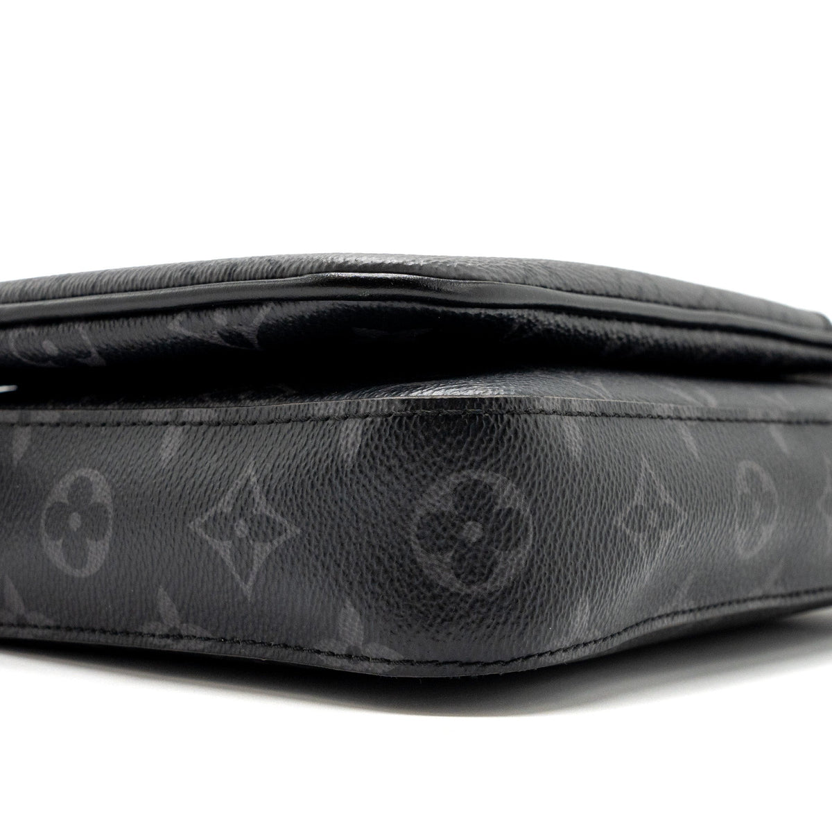 LOUIS VUITTON TRIO MESSENGER BAG MONOGRAM ECLIPSE SHW