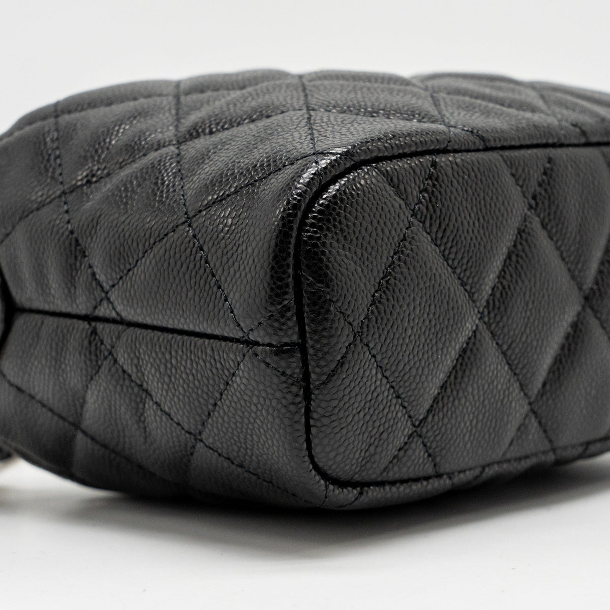 CHANEL QUILTED HOBO BAG CAVIAR BLACK GHW (MICROCHIP)