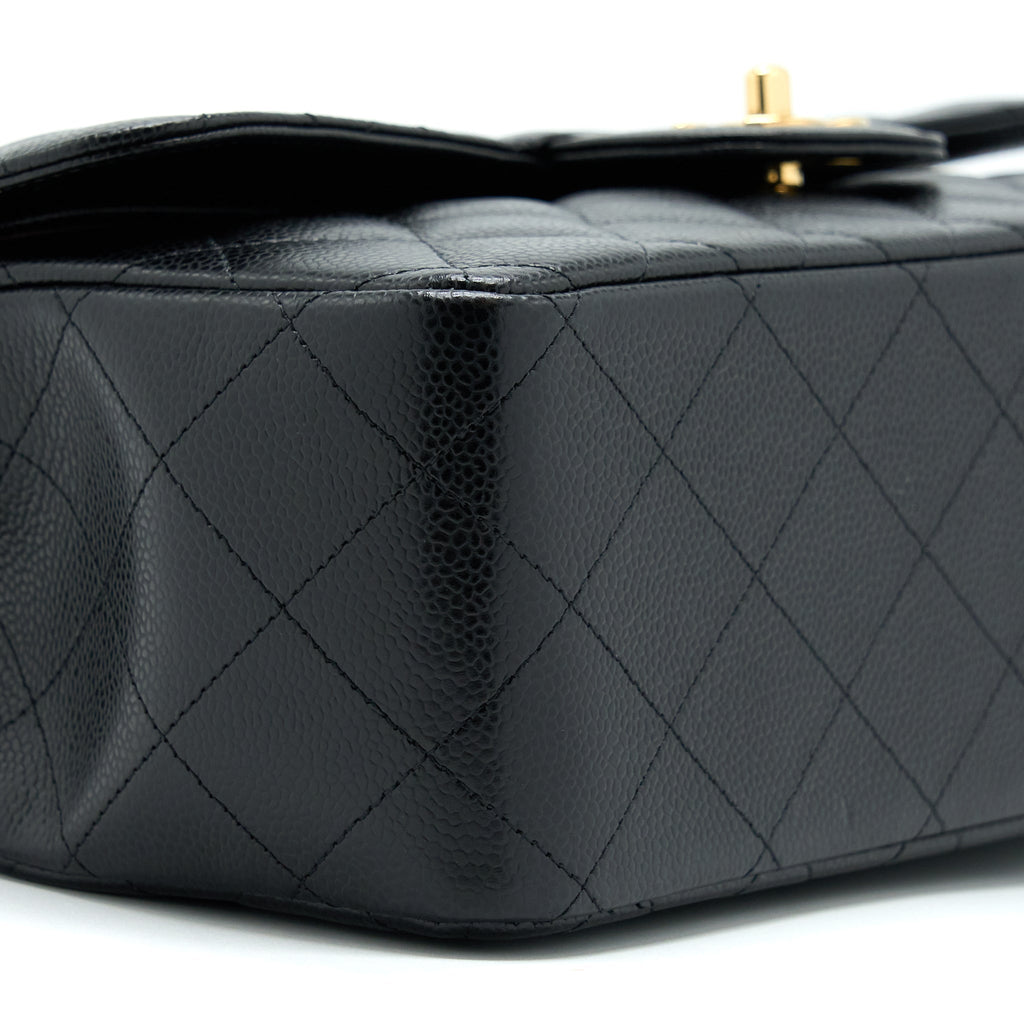 CHANEL JUMBO CLASSIC FLAP BAG CAVIAR BLACK GHW