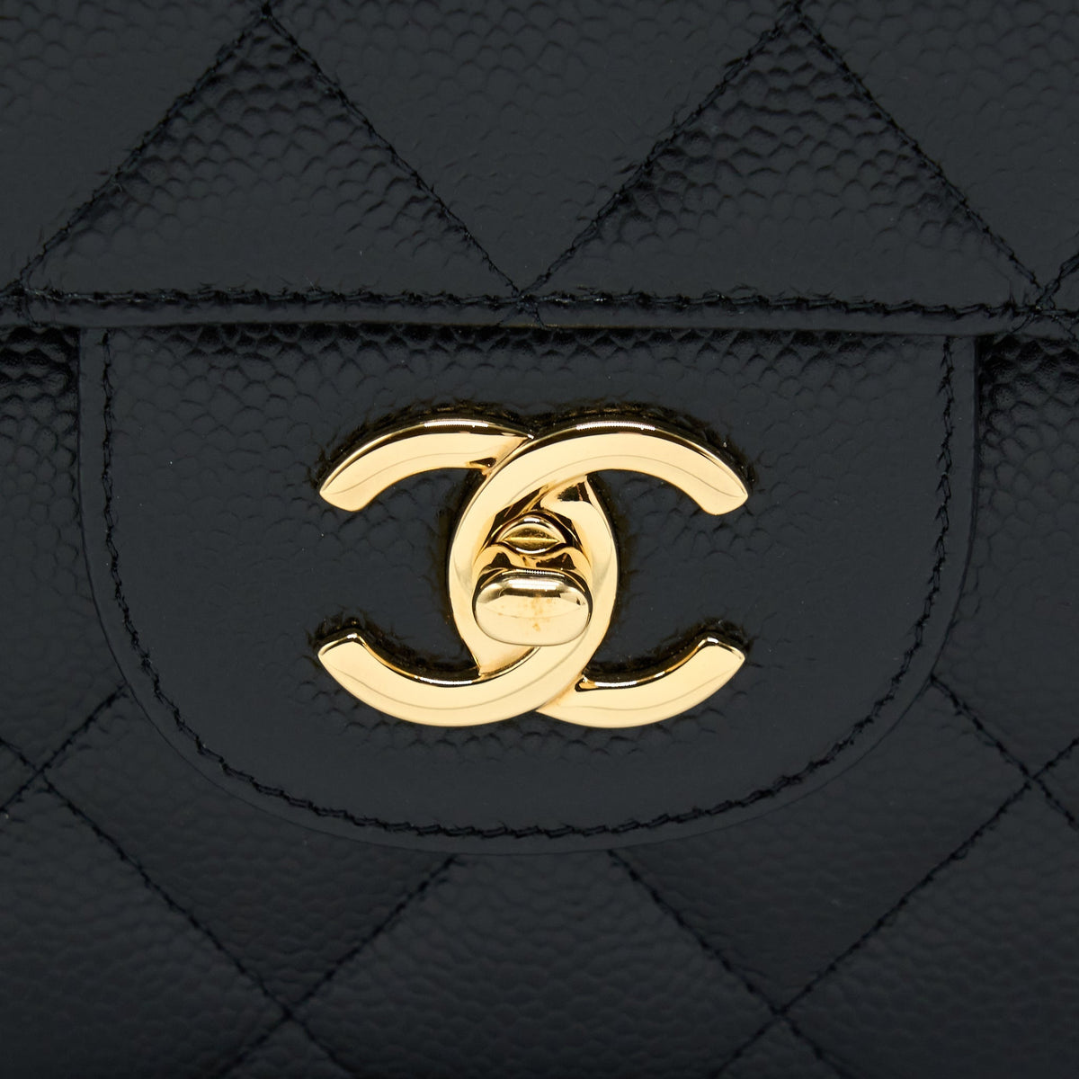 CHANEL JUMBO CLASSIC FLAP BAG CAVIAR BLACK GHW