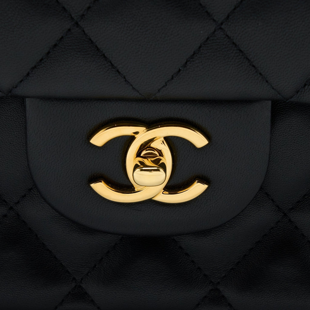 CHANEL JUMBO CLASSIC DOUBLE FLAP BAG LAMBSKIN BLACK GHW