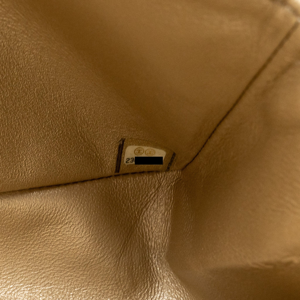 CHANEL SMALL 2.55 REISSUE CHEVRON FLAP BAG CALFSKIN GOLD GHW