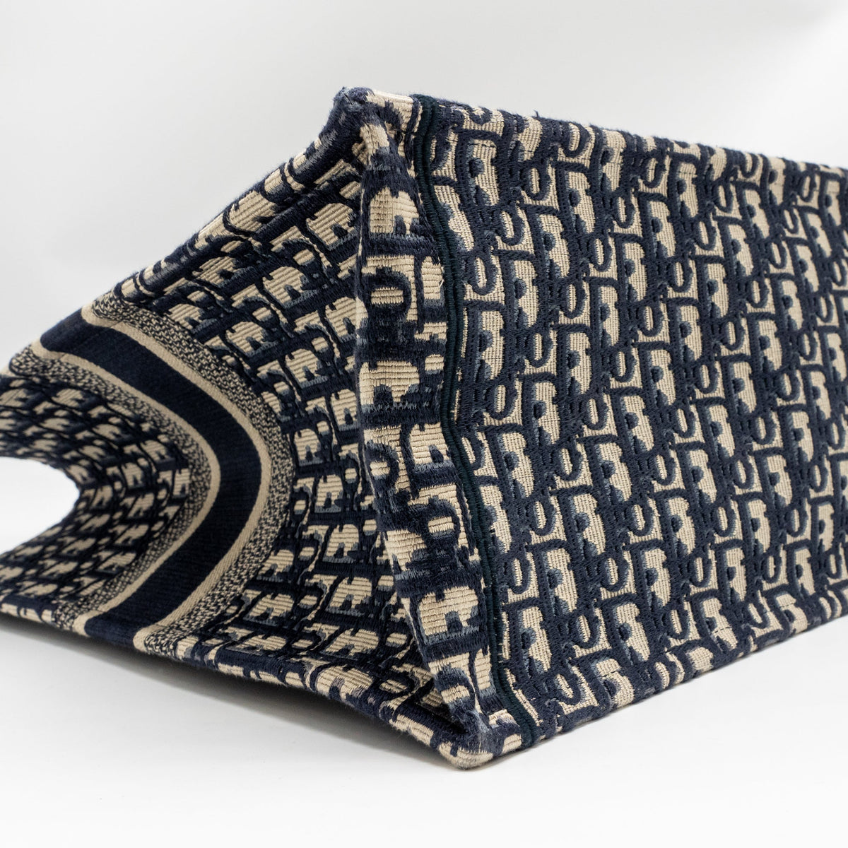 DIOR LARGE BOOK TOTE OBLIQUE EMBROIDERY ECRU/BLUE