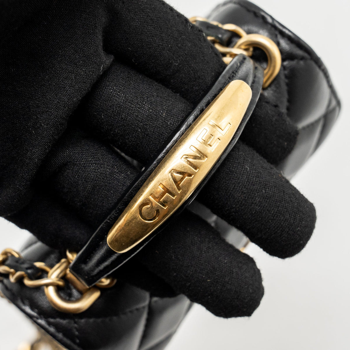 CHANEL TOP HANDLE MINI FLAP CLUTCH WITH CHAIN BLACK LAMBSKIN GHW (MICROCHIP)