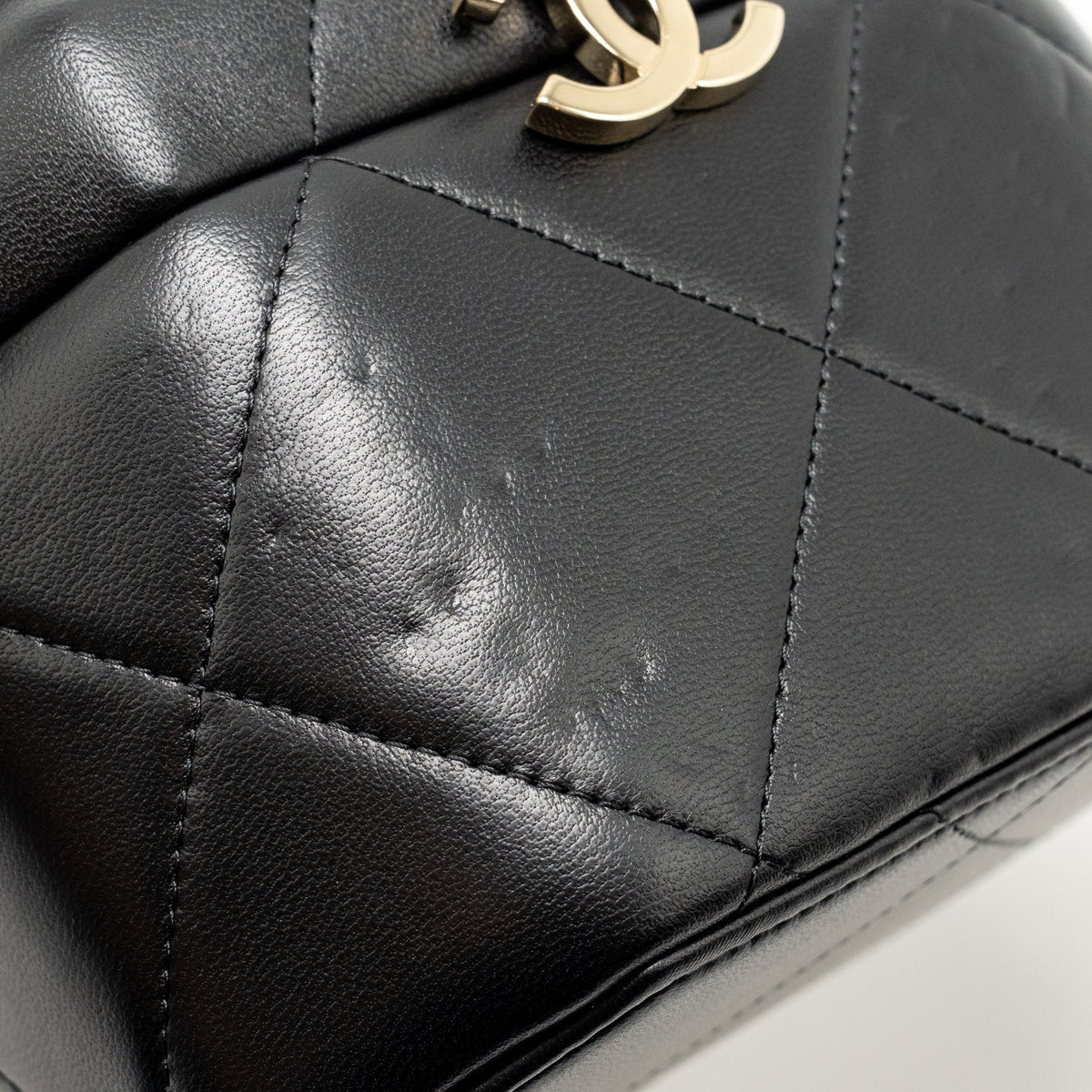 Chanel Top Handle Vendome Small Vanity Case Lambskin Black LGHW (Microchip)