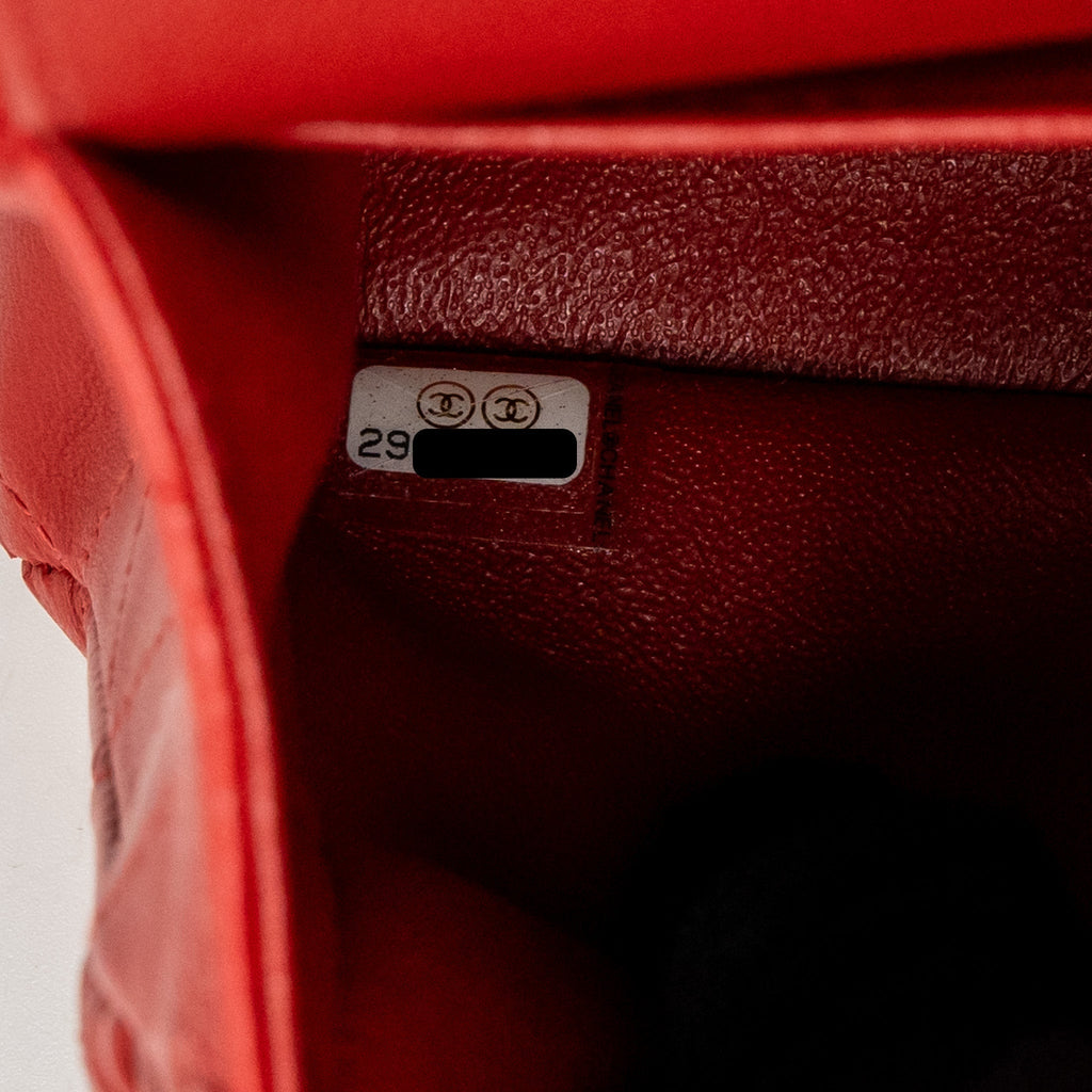 CHANEL MEDIUM CLASSIC DOUBLE FLAP BAG LAMBSKIN RED LGHW