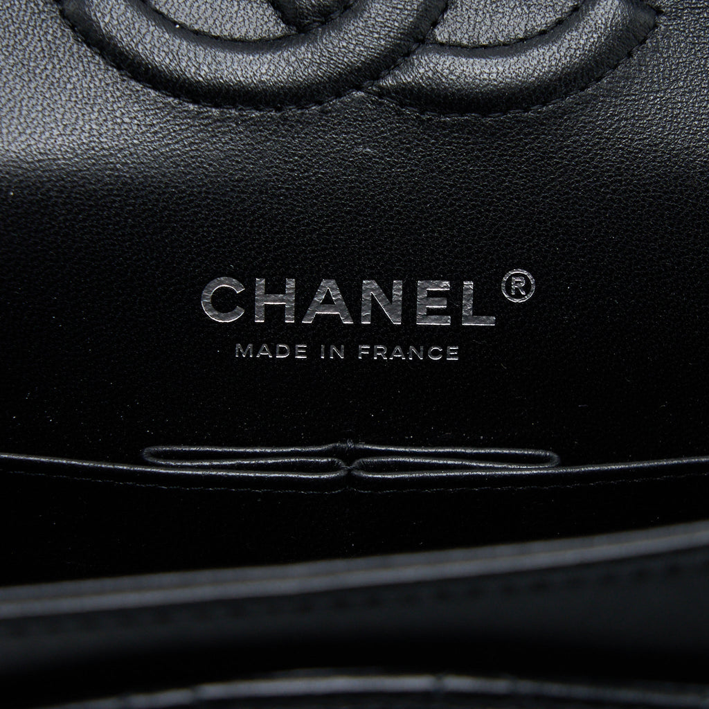 CHANEL MEDIUM CLASSIC DOUBLE FLAP BAG LAMBSKIN SO BLACK WITH BLACK HARDWARE (MICROCHIP)