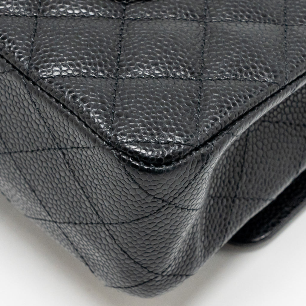 CHANEL MEDIUM CLASSIC DOUBLE FLAP BAG CAVIAR BLACK SHW (MICROCHIP)