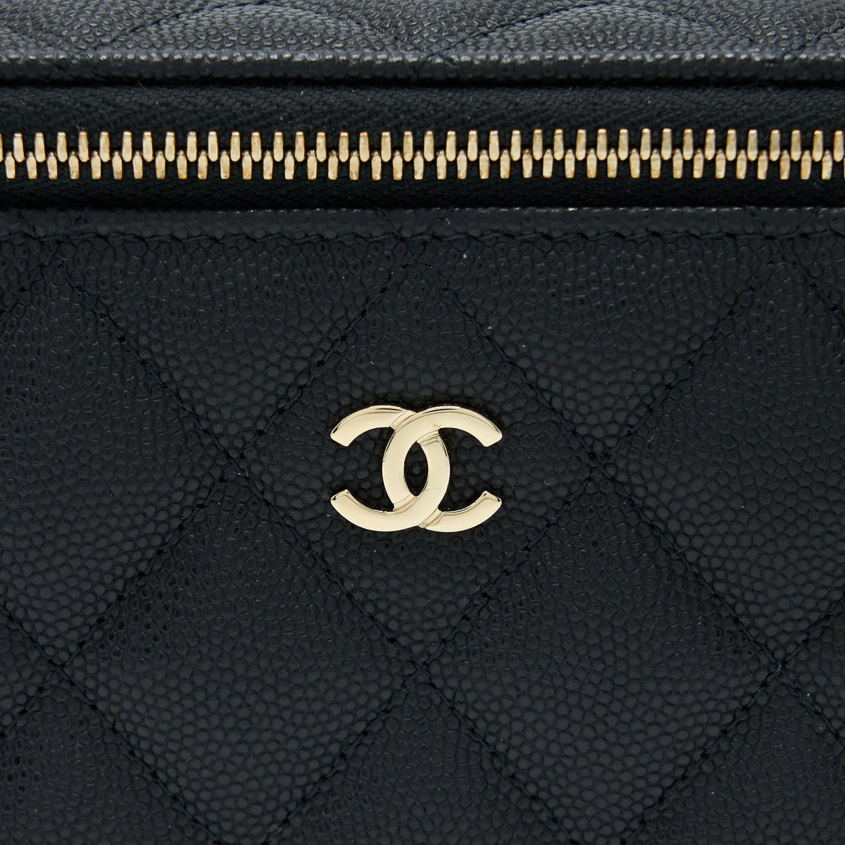 CHANEL LONG VANITY CASE CAVIAR BLACK LGHW