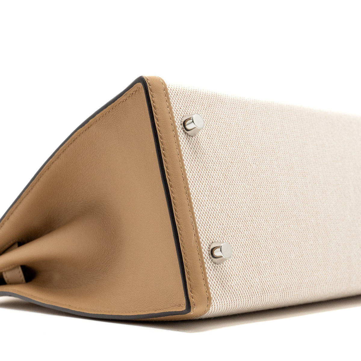 Hermes Kelly 28 Swift/Canvas Chai SHW