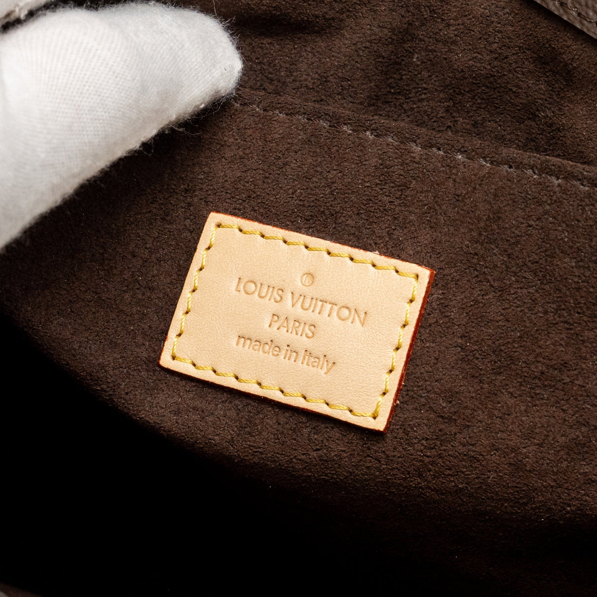 LOUIS VUITTON POCHETTE METIS MONOGRAM CANVAS GHW