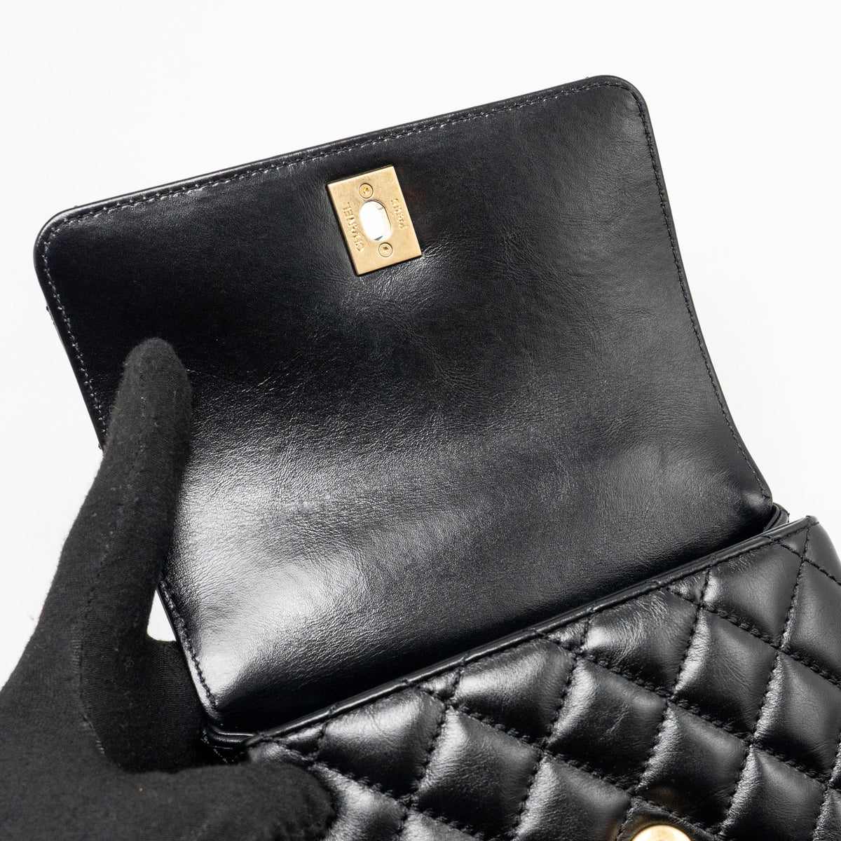 CHANEL DETAILED METAL TOP HANDLE MINI COCO HANDLE FLAP BAG SHINY CALFSKIN BLACK GHW (MICROCHIP)