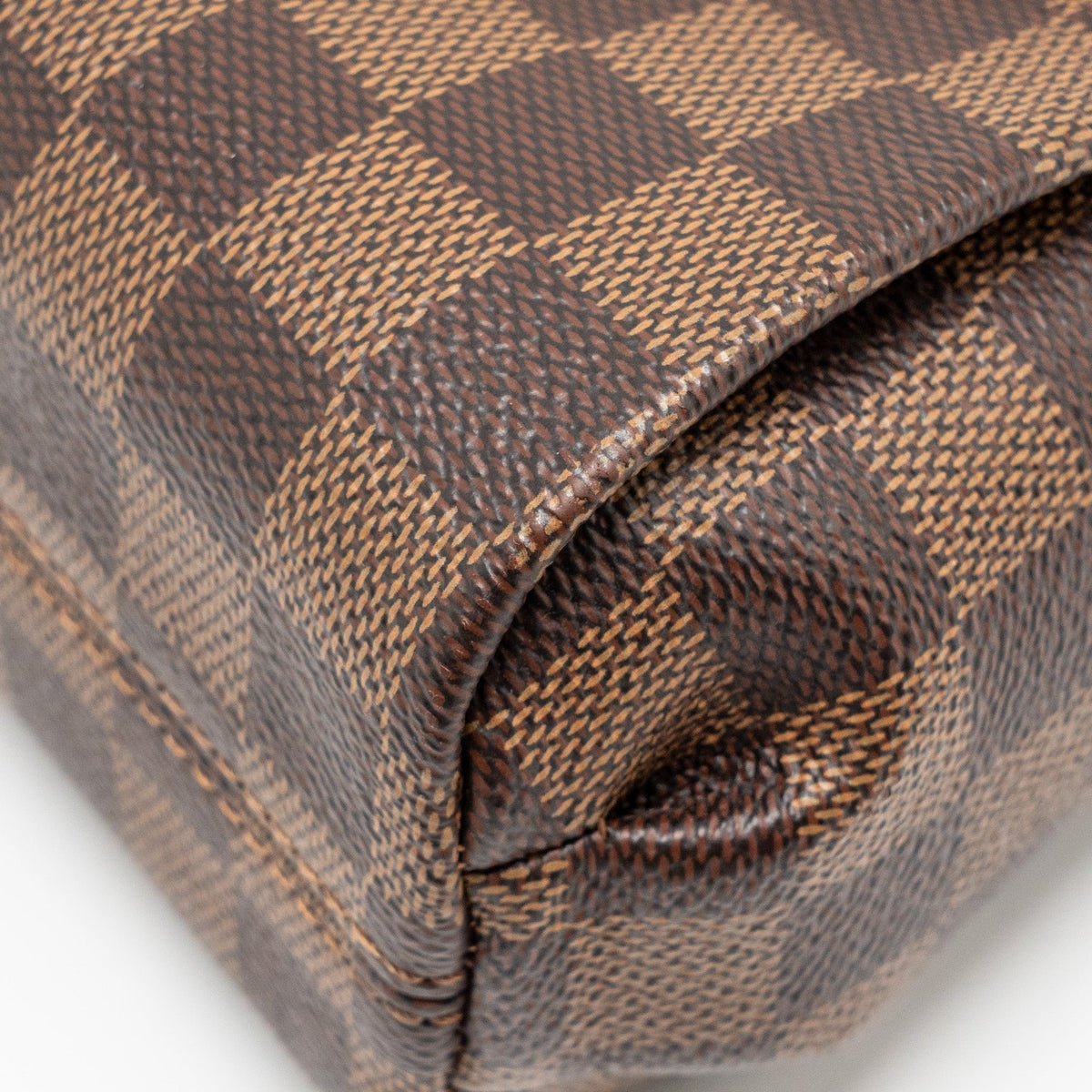 LOUIS VUITTON CROISETTE DAMIER EBENE CANVAS GHW