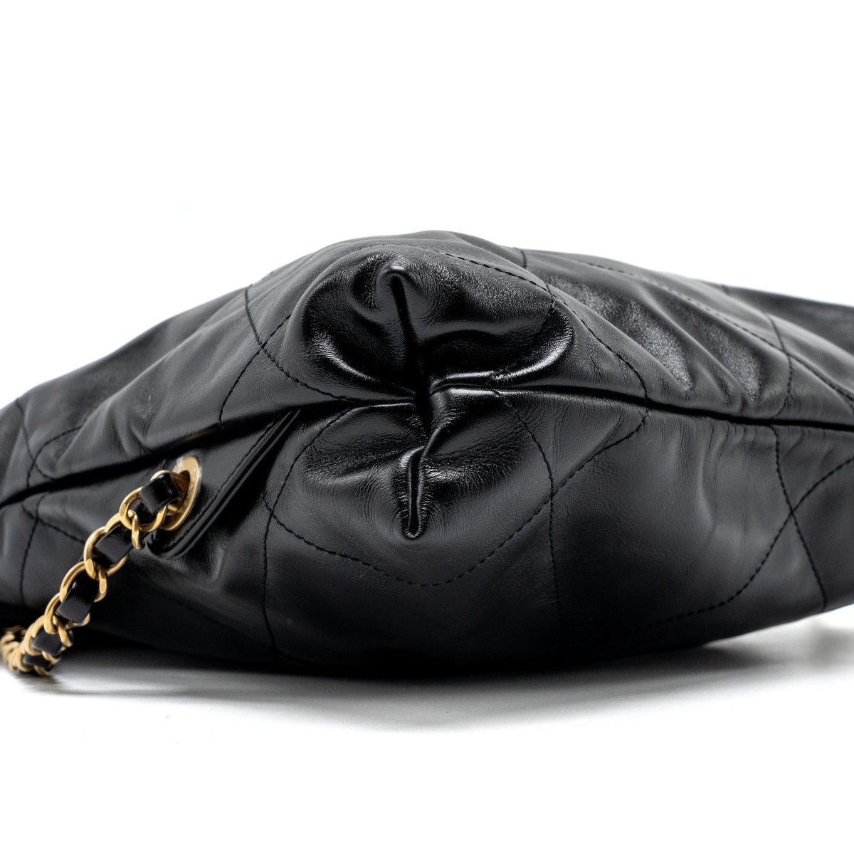 CHANEL 22 BACKPACK SHINY CALFSKIN  BLACK GHW (MICROCHIP)