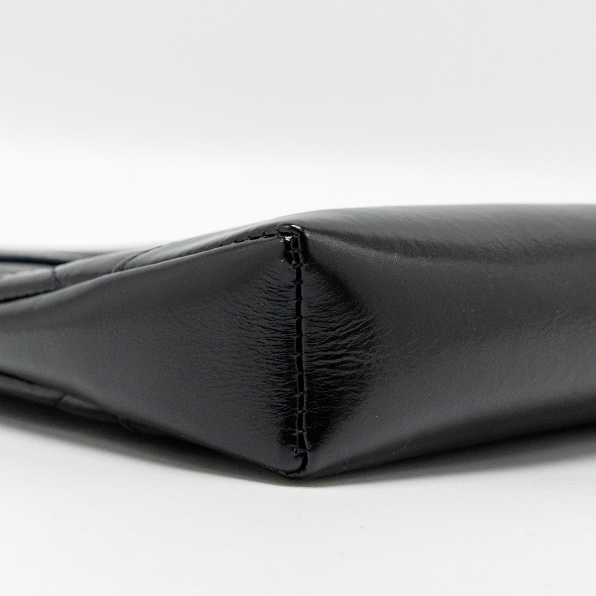 CHANEL 24C MINI 31 CLUTCH WITH CHAIN SHINY CALFSKIN BLACK LGHW (MICROCHIP)
