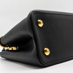 LOUIS VUITTON CAPUCINES MM CALFSKIN BLACK GHW