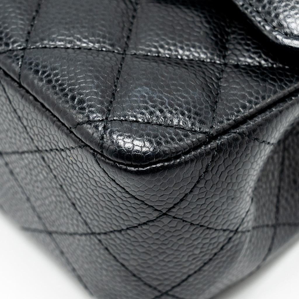 CHANEL MEDIUM CLASSIC DOUBLE FLAP BAG CAVIAR BLACK SHW (MICROCHIP)