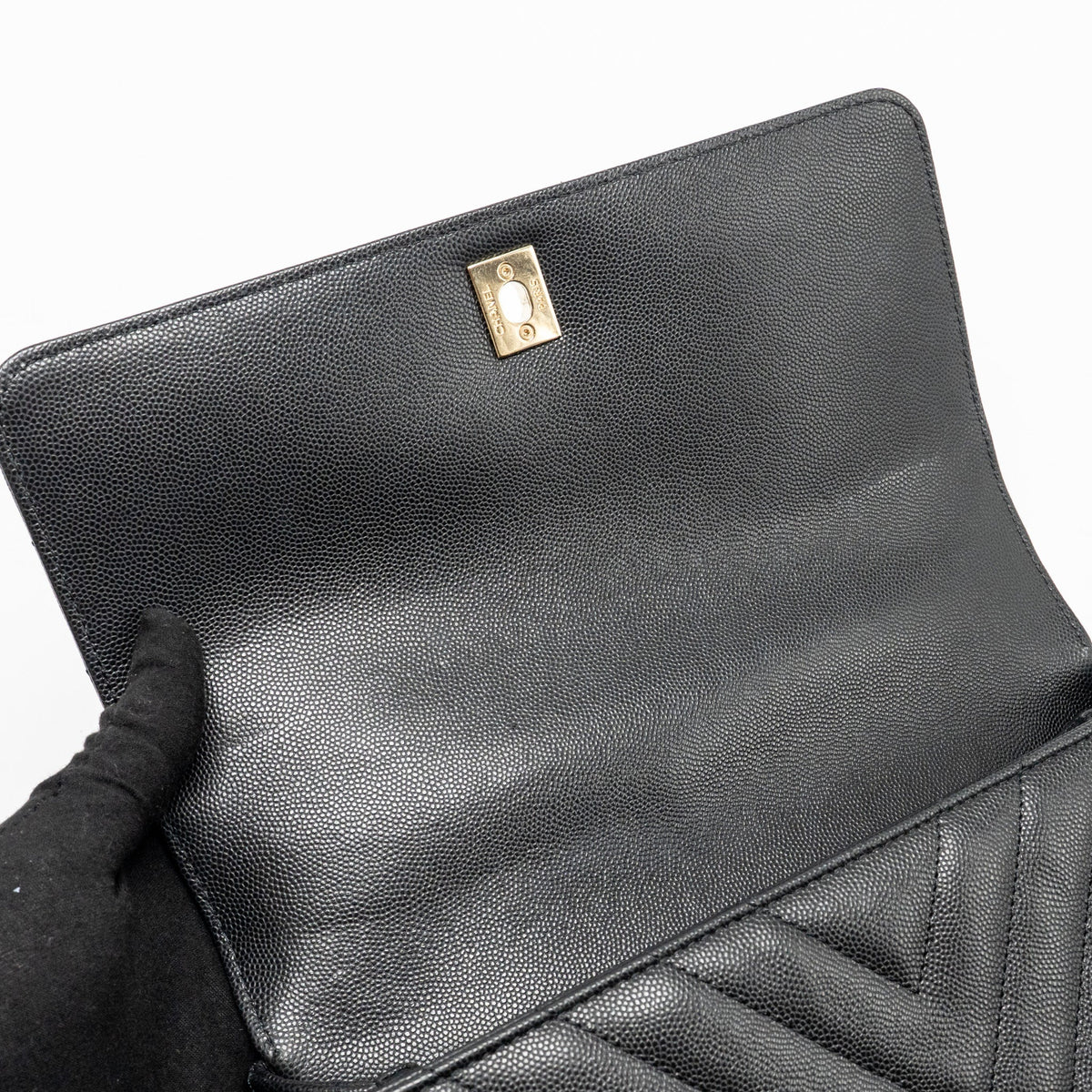 CHANEL MEDIUM CHEVRON COCO HANDLE CAVIAR BLACK / BURGUNDY HANDLE LGHW