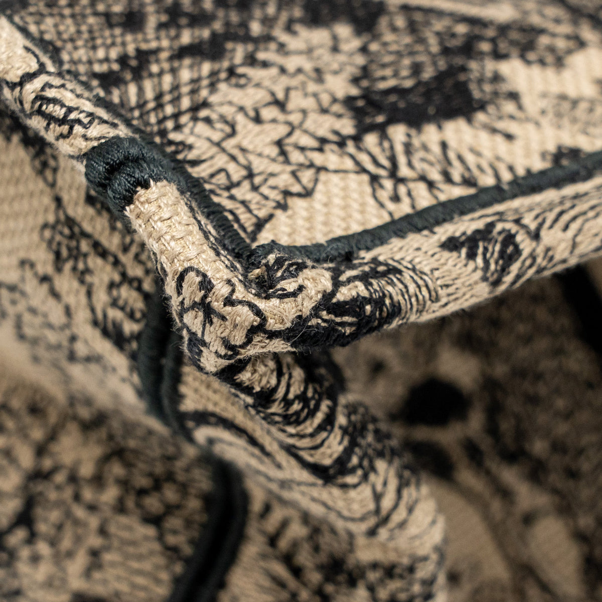 DIOR MEDIUM DIOR BOOK TOTE TOILE DE JOUY REVERSE EMBROIDERY CANVAS BEIGE