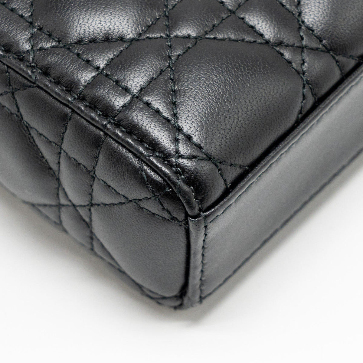 DIOR SMALL LADY D-JOY BAG CANNAGE LAMBSKIN BLACK LGHW