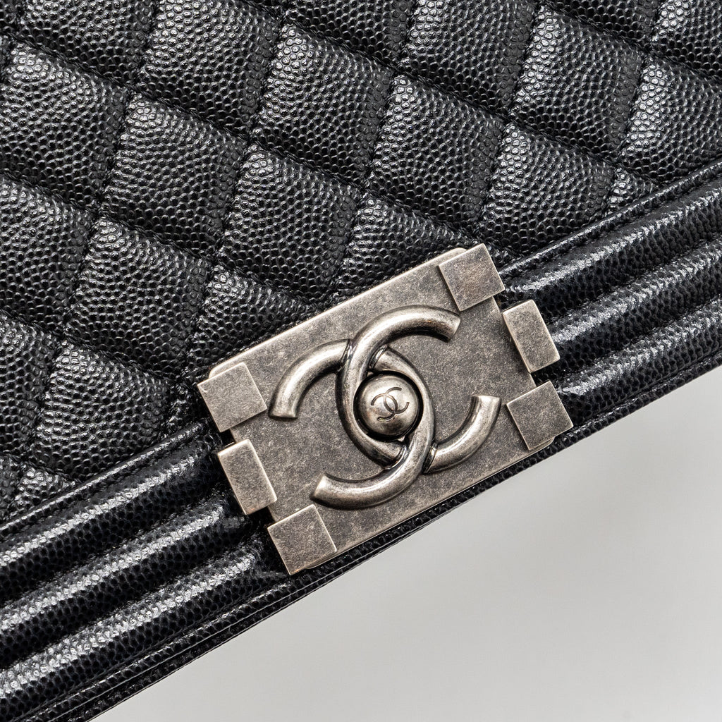 CHANEL MEDIUM BOY BAG CAVIAR BLACK RUTHENIUM HARDWARE