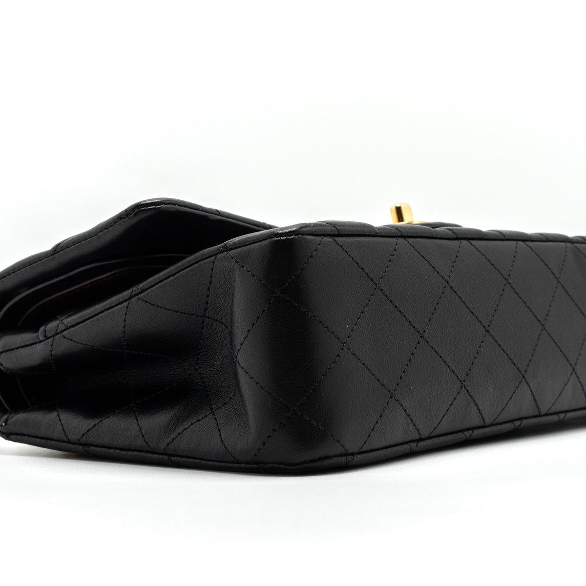 CHANEL MEDIUM CLASSIC FLAP BAG LAMBSKIN BLACK GHW