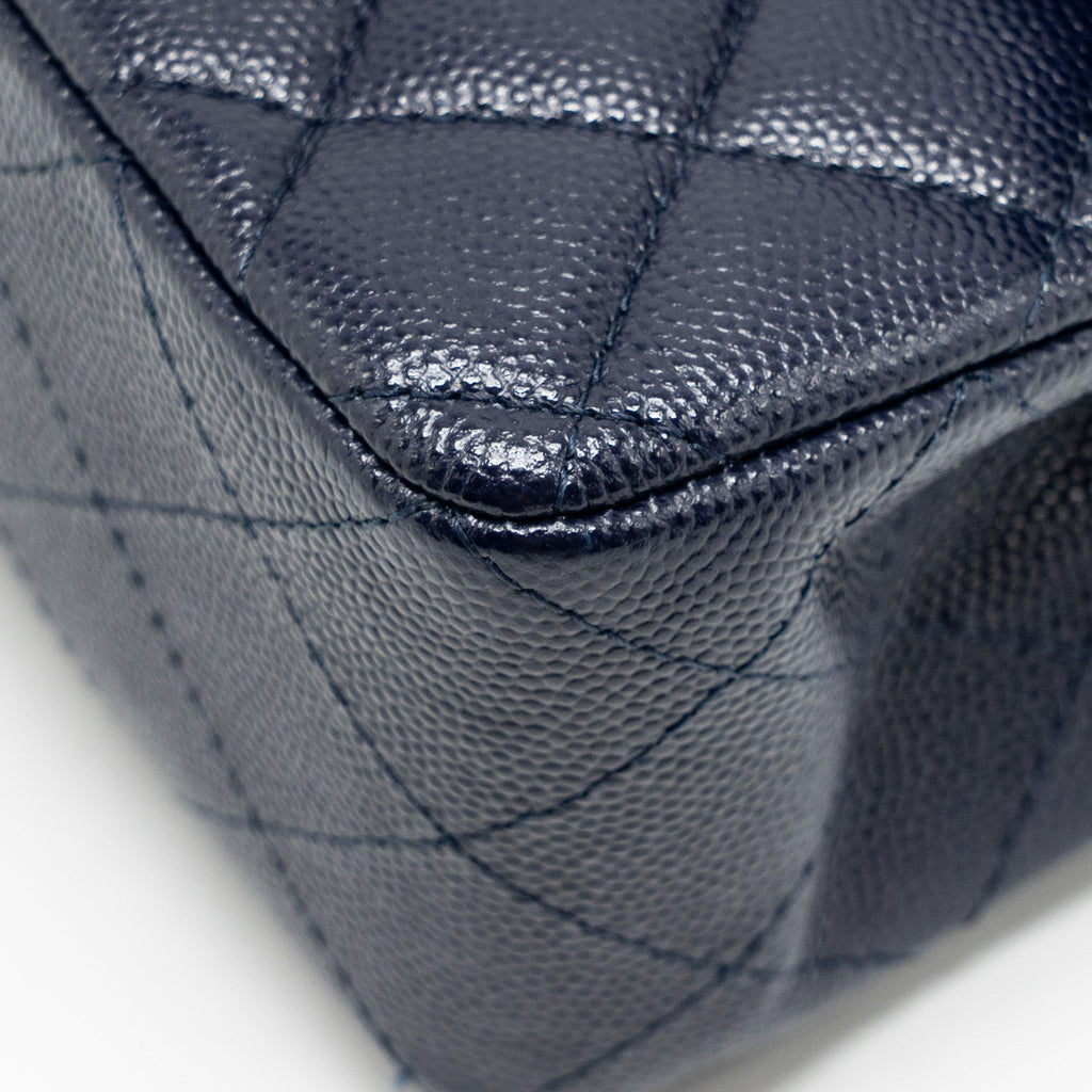 CHANEL SMALL CLASSIC DOUBLE FLAP BAG CAVIAR NAVY GHW (MICROCHIP)