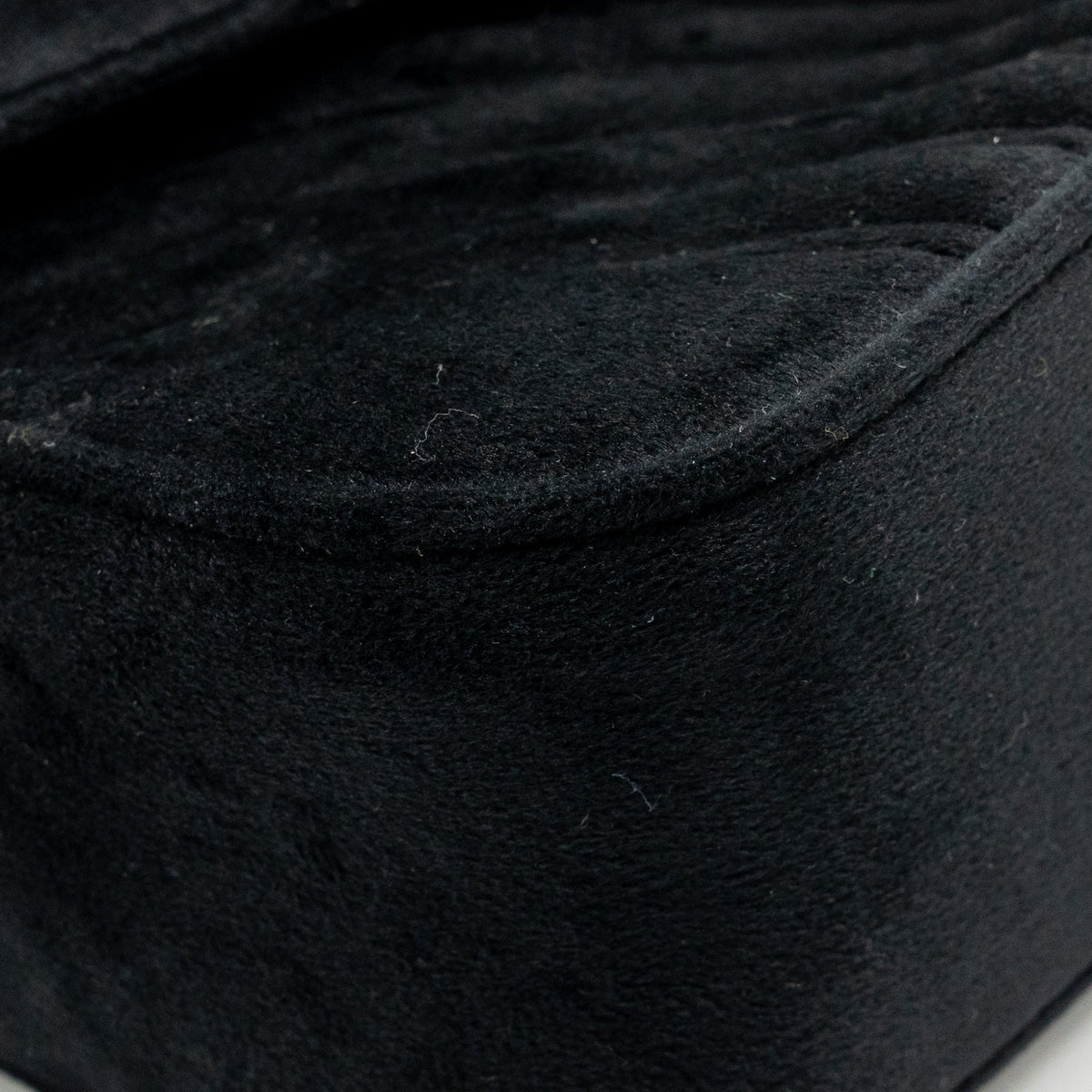 Gucci Medium GG Marmont Shoulder Bag Velvet Black GHW